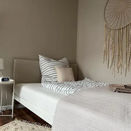 Gemuetliche Ferienwohnung Mit Gratis Netflix Glauchau Esterno foto